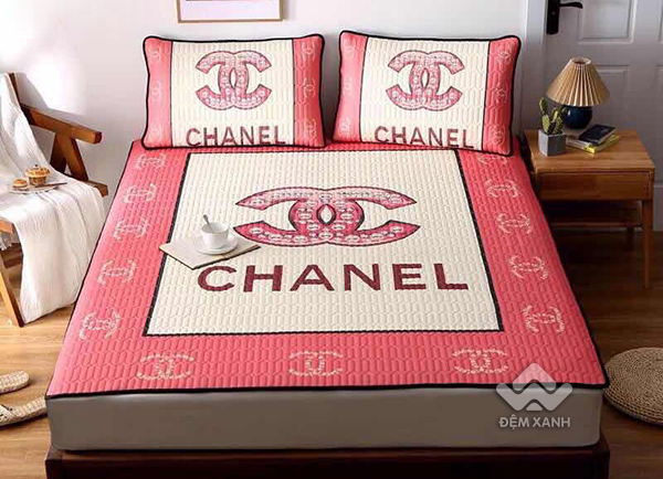 Chanel bed sets for Sale in Long Beach NY  OfferUp