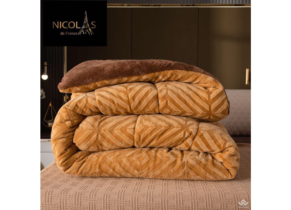 Chăn lông cừu Pháp Nicolas Vàng phú quý NCL2017